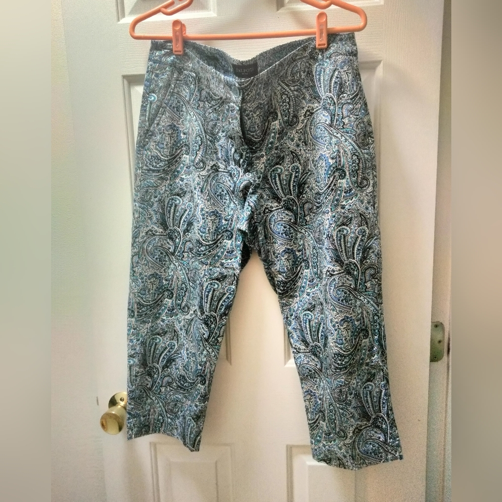 Capri pants - Picture 3 of 3
